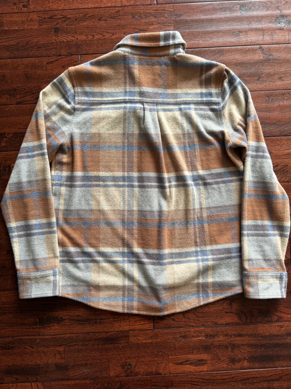 Faherty- Legend Sweater Shirt  Button-Front Shirt Jacket in Beige and Blue sz M - Picture 3 of 7